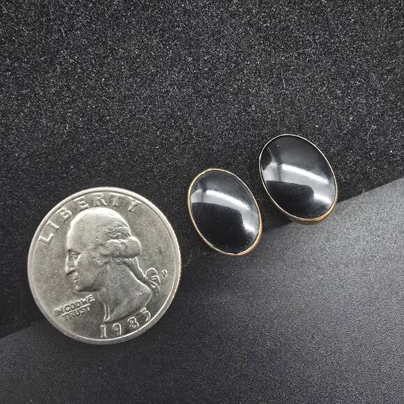Van Dell 12K Gold Filled Screw Back Earrings Black Oval - Picture 4 of 10